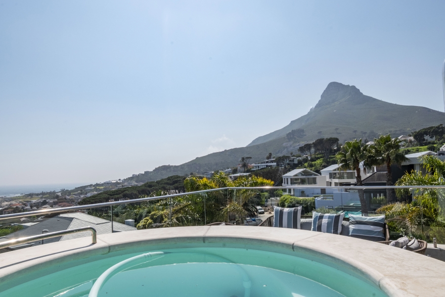 To Let 4 Bedroom Property for Rent in Camps Bay Western Cape